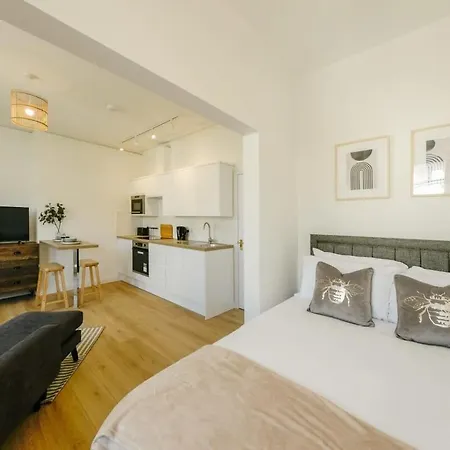 Appartement Grange Road 4
