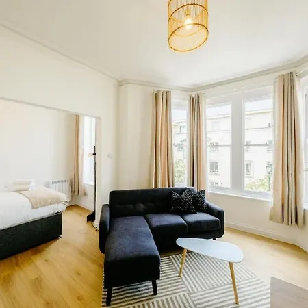 Grange Road 4 * Bristol